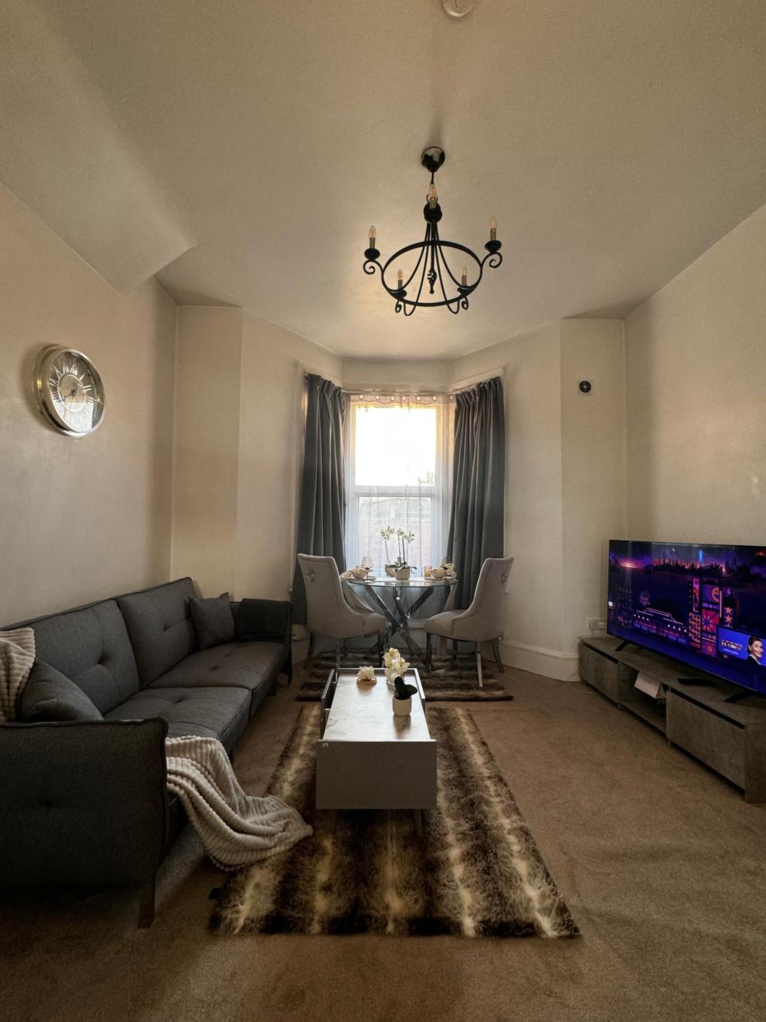 Entire 1Bed Stratford Westfield Apartment London Exterior photo